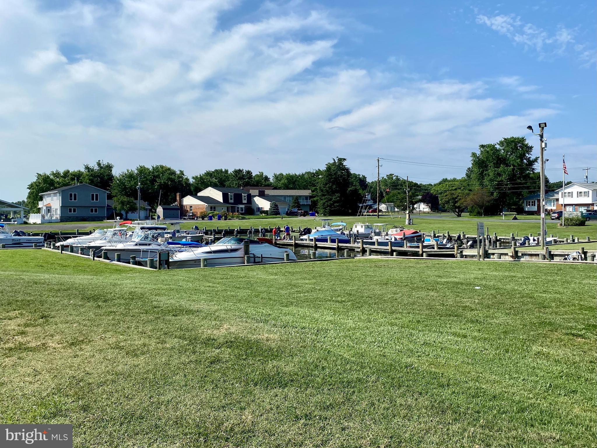 CLOVERFIELDS - Residential