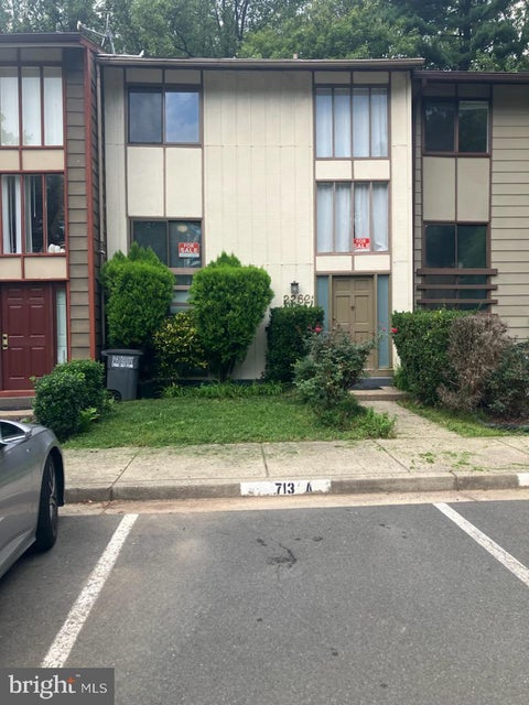 Photo of 2262 Covent Gardens Court, RESTON, VA 20191 (MLS # VAFX2339038)