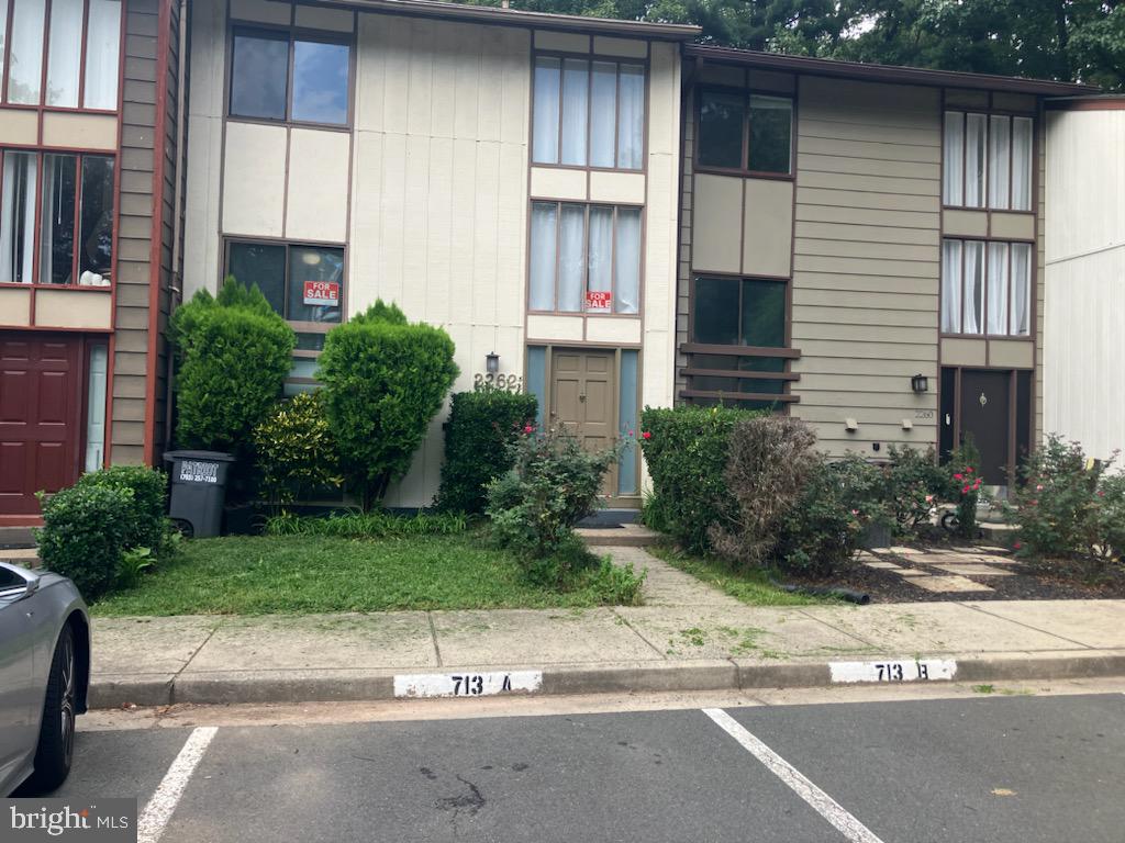 2262 COVENT GARDENS COURT
