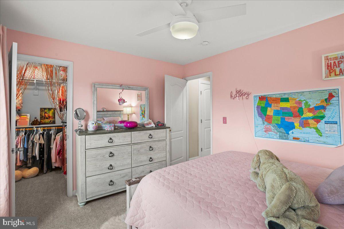 TURNING LEAF ESTATES - Residential