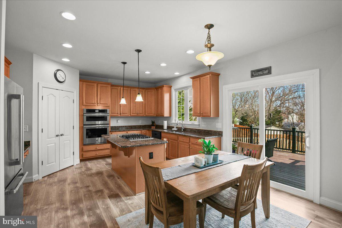 9141 AUTUMN GLORY LANE