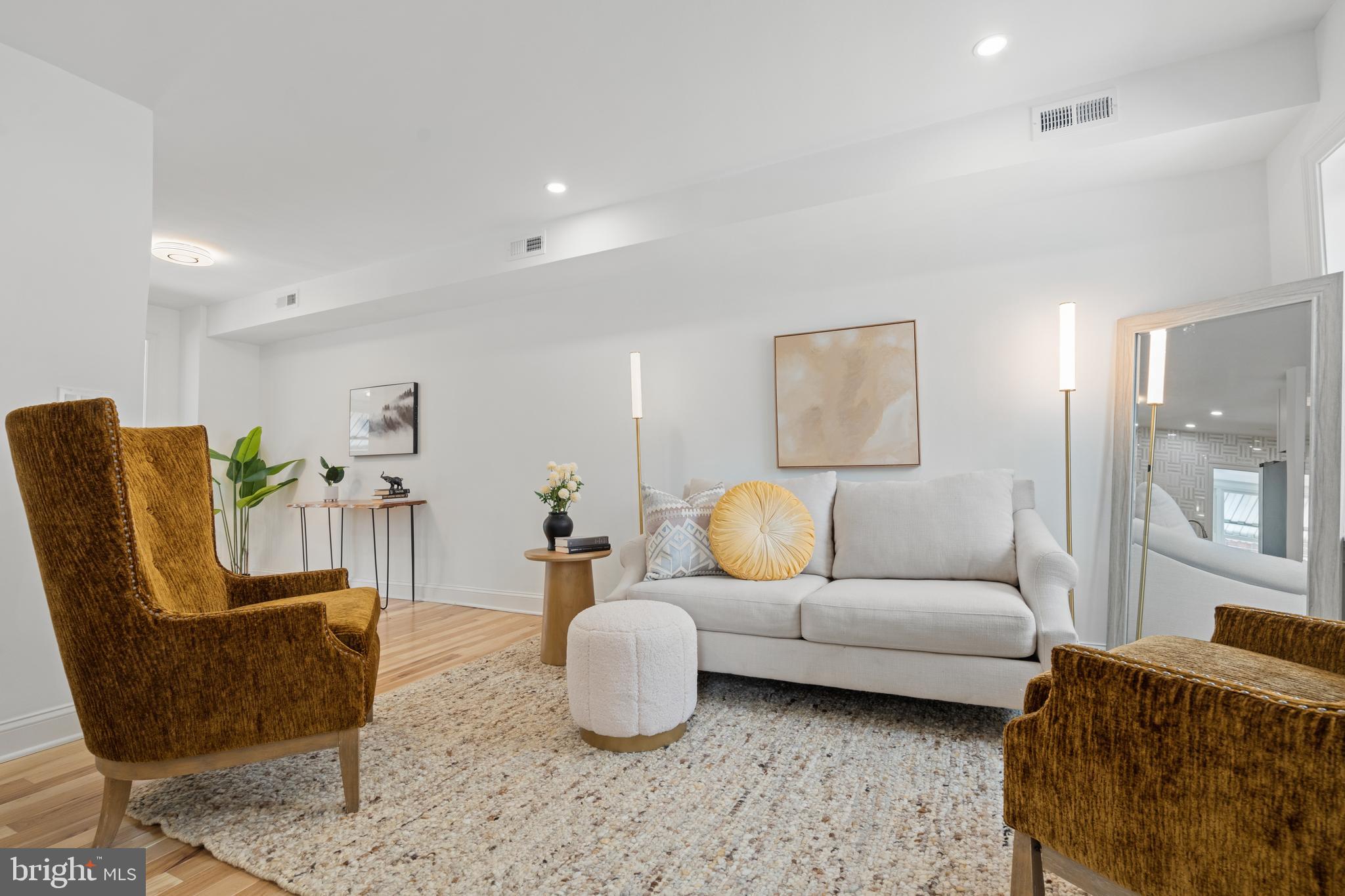 DEL RAY - Residential