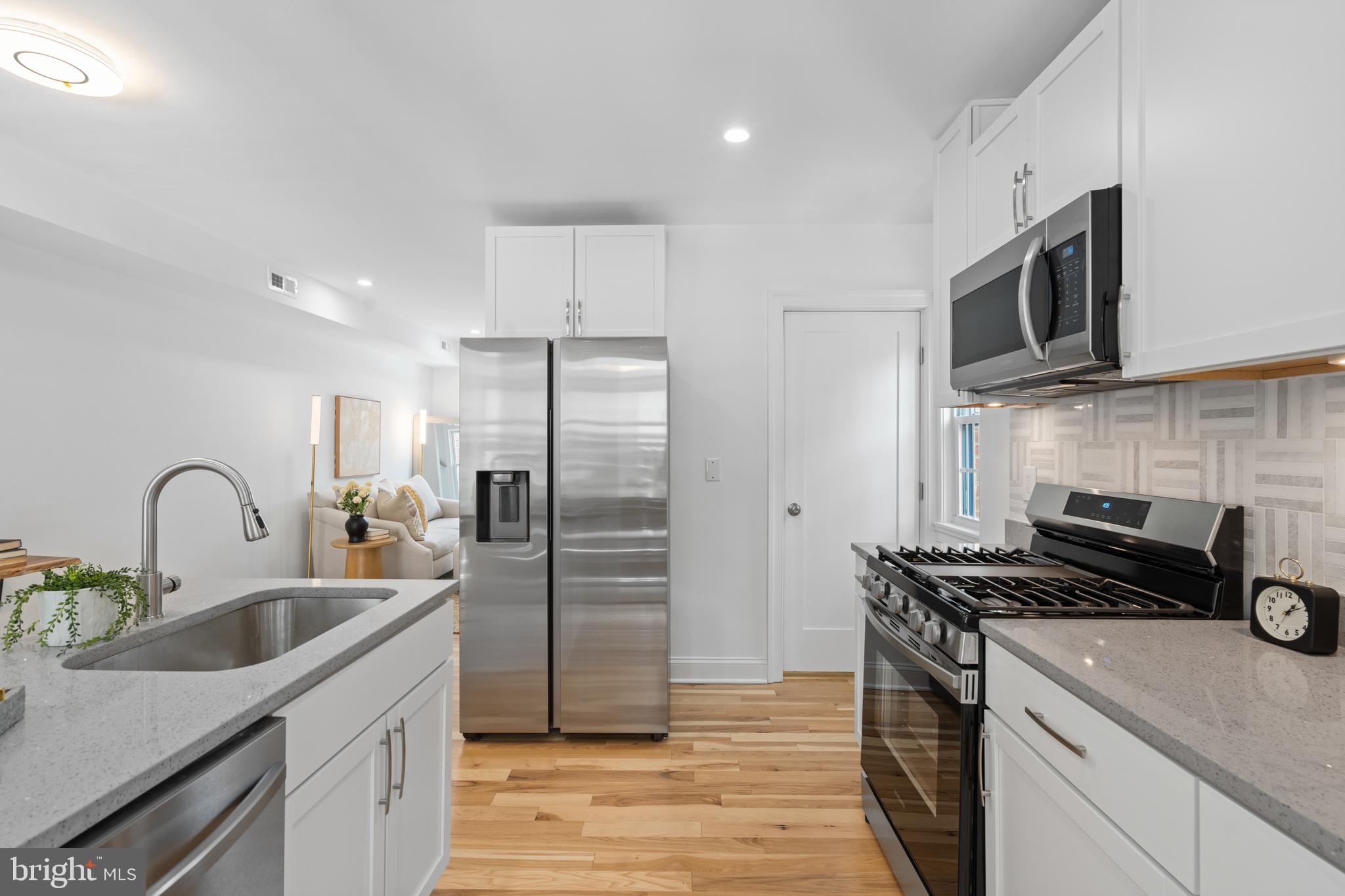 DEL RAY - Residential