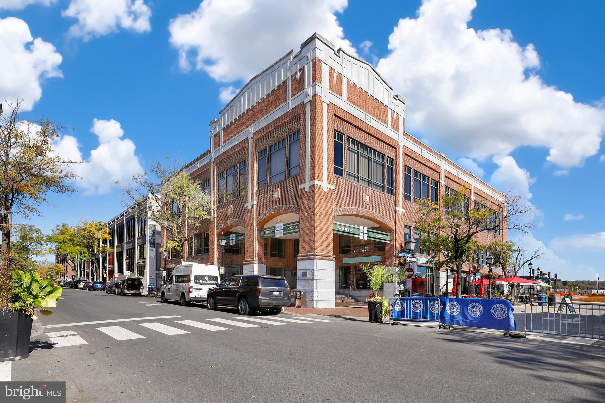 DEL RAY - Residential