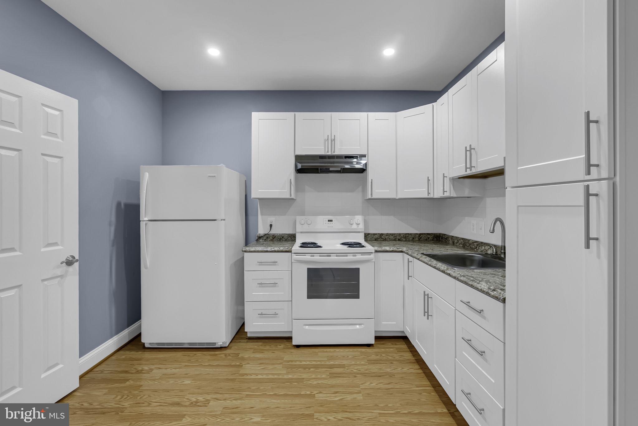 SPRINGS AT LENAH - Residential Lease