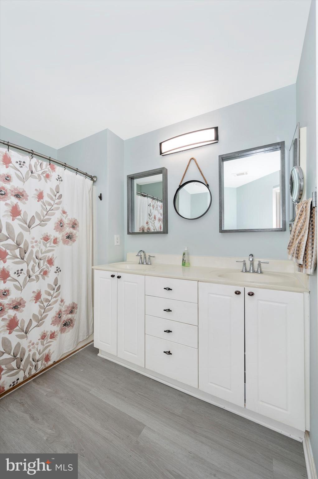 RIDGEVIEW II - Residential