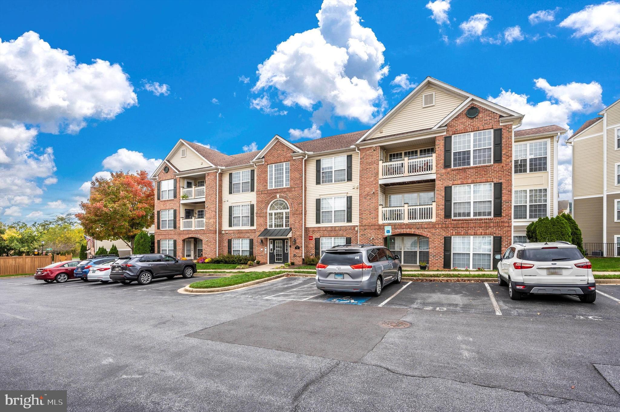 RIDGEVIEW II - Residential