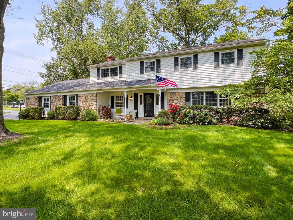 922 EDGEWOOD ROAD