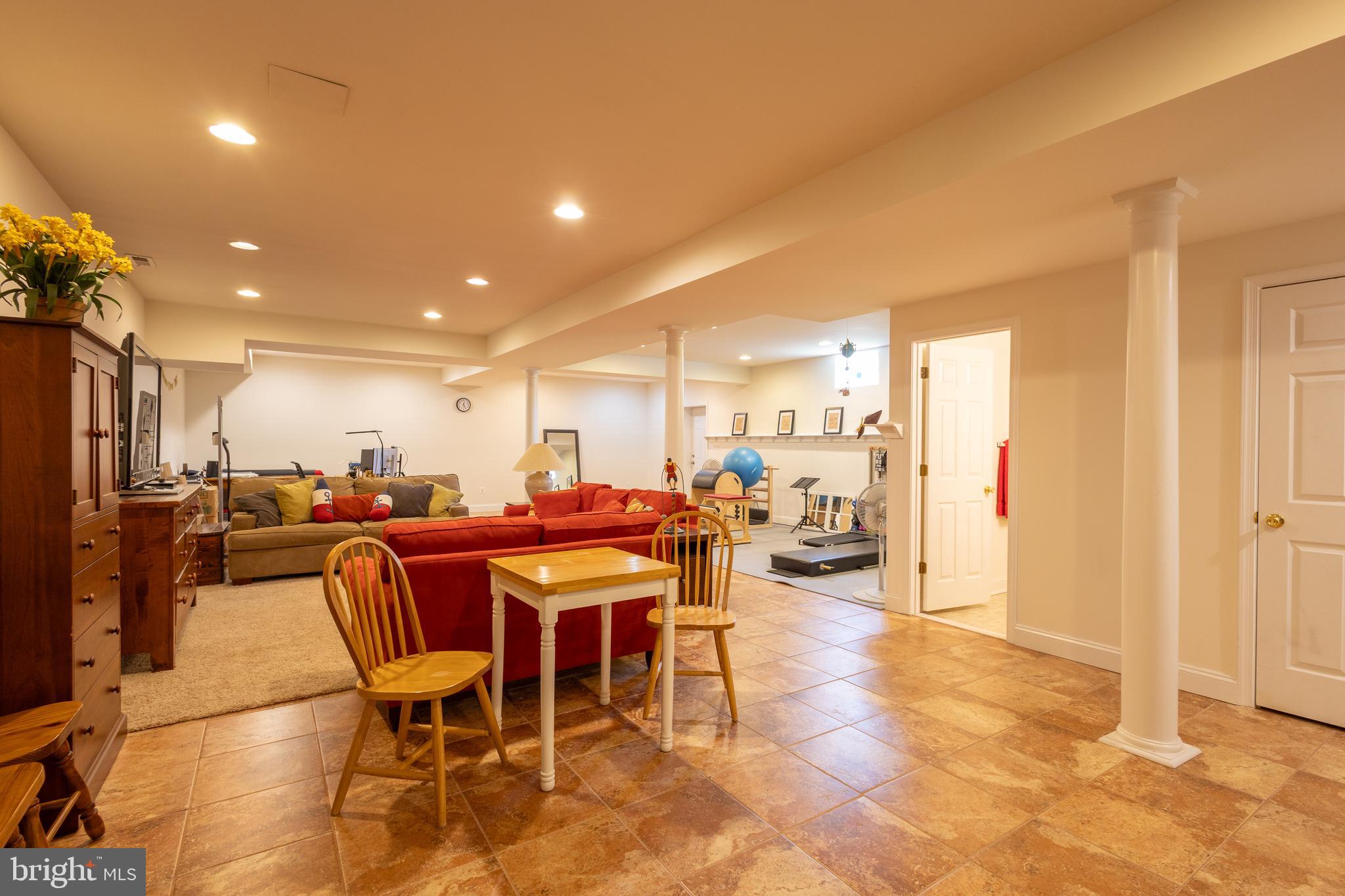 HOMEWOOD - Residential