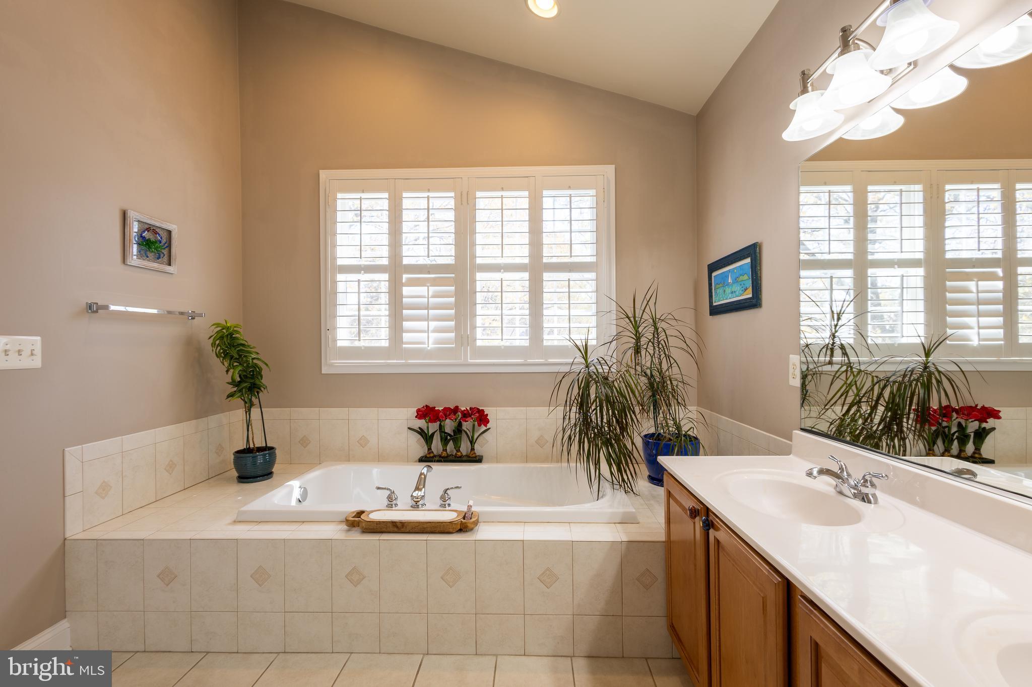 HOMEWOOD - Residential