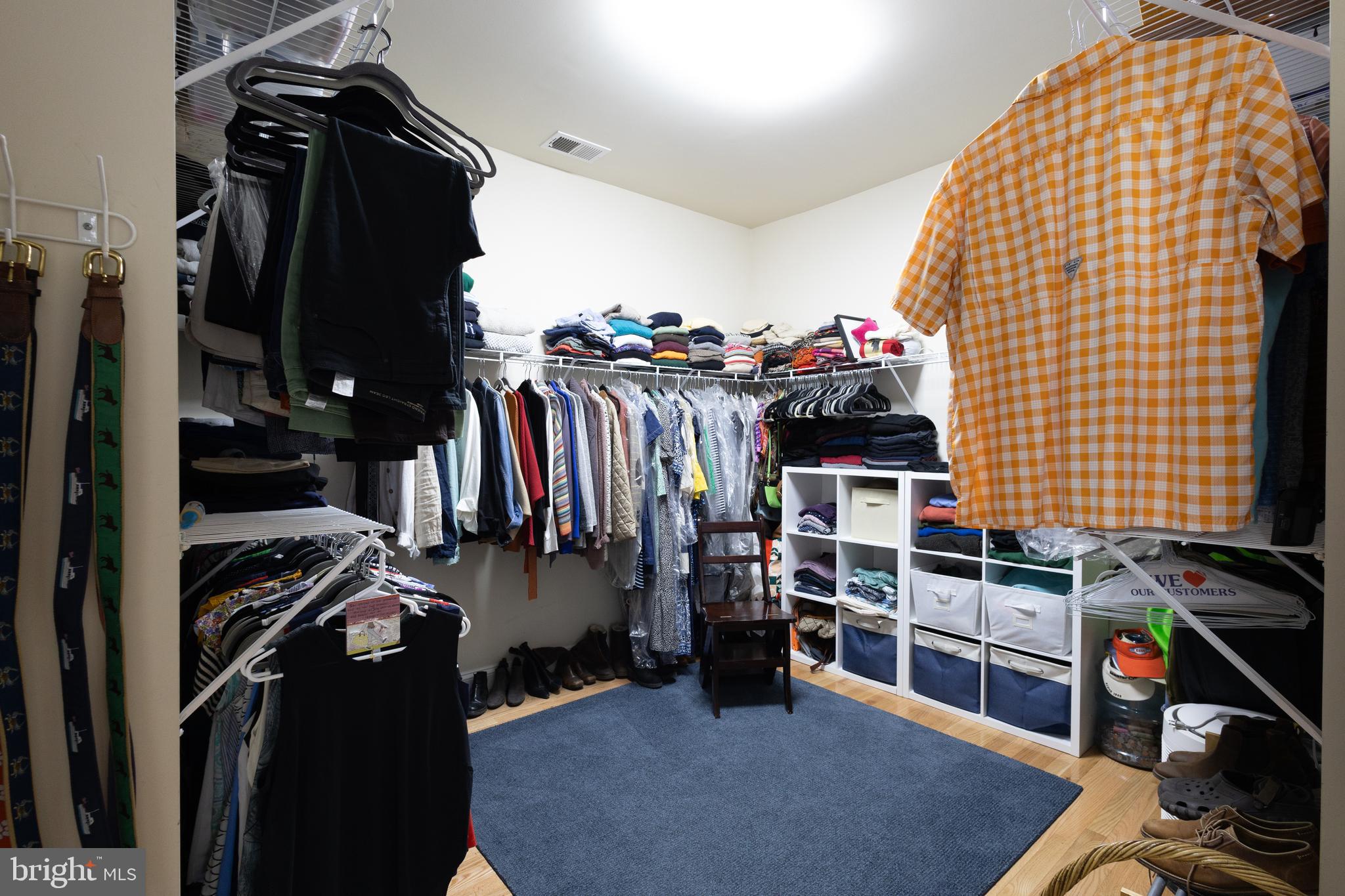 HOMEWOOD - Residential