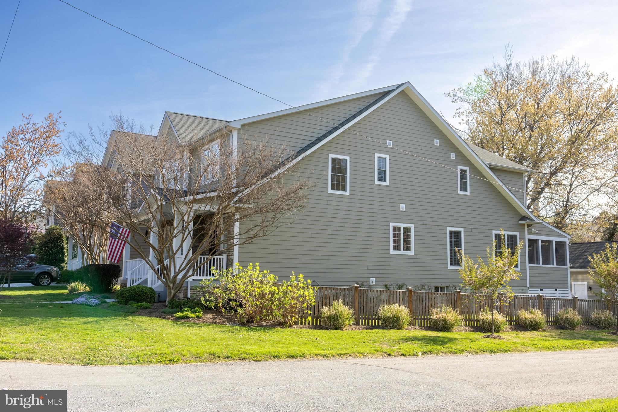 HOMEWOOD - Residential