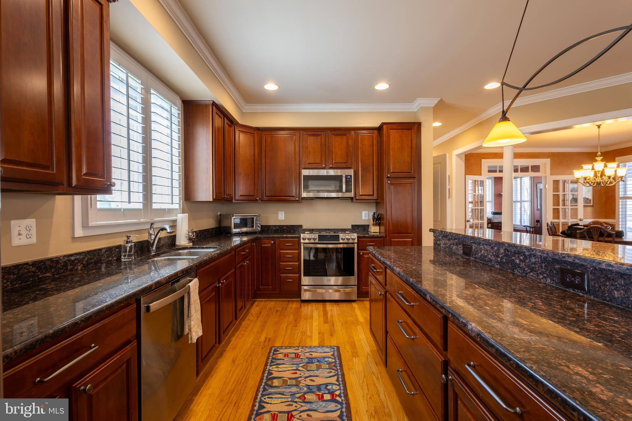 HOMEWOOD - Residential