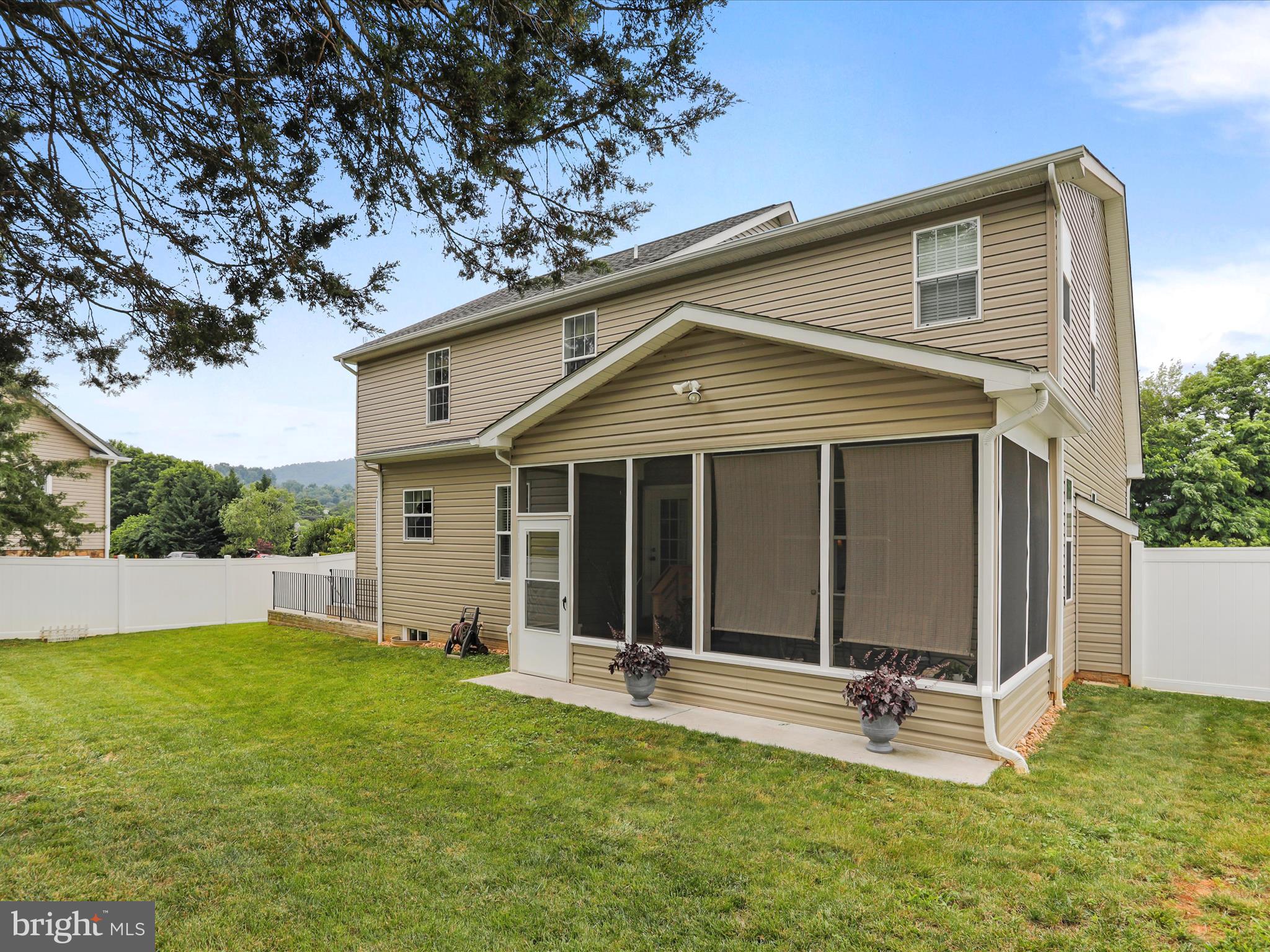 BEAU RIDGE - Residential