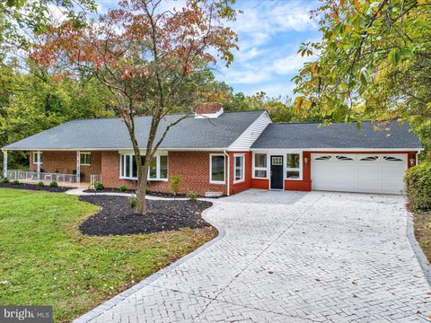 Homes For Sale - 7 Bangert Avenue<br/> WHITE MARSH, MD 21162