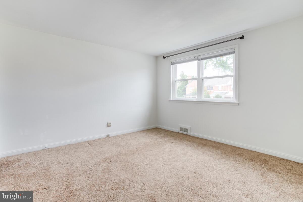 PERRING LOCH - Residential