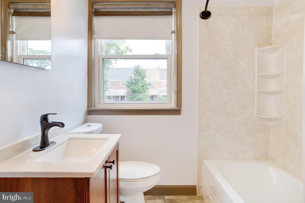 PERRING LOCH - Residential