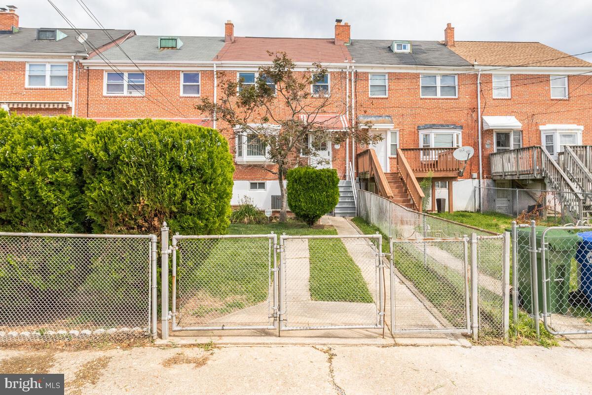 PERRING LOCH - Residential