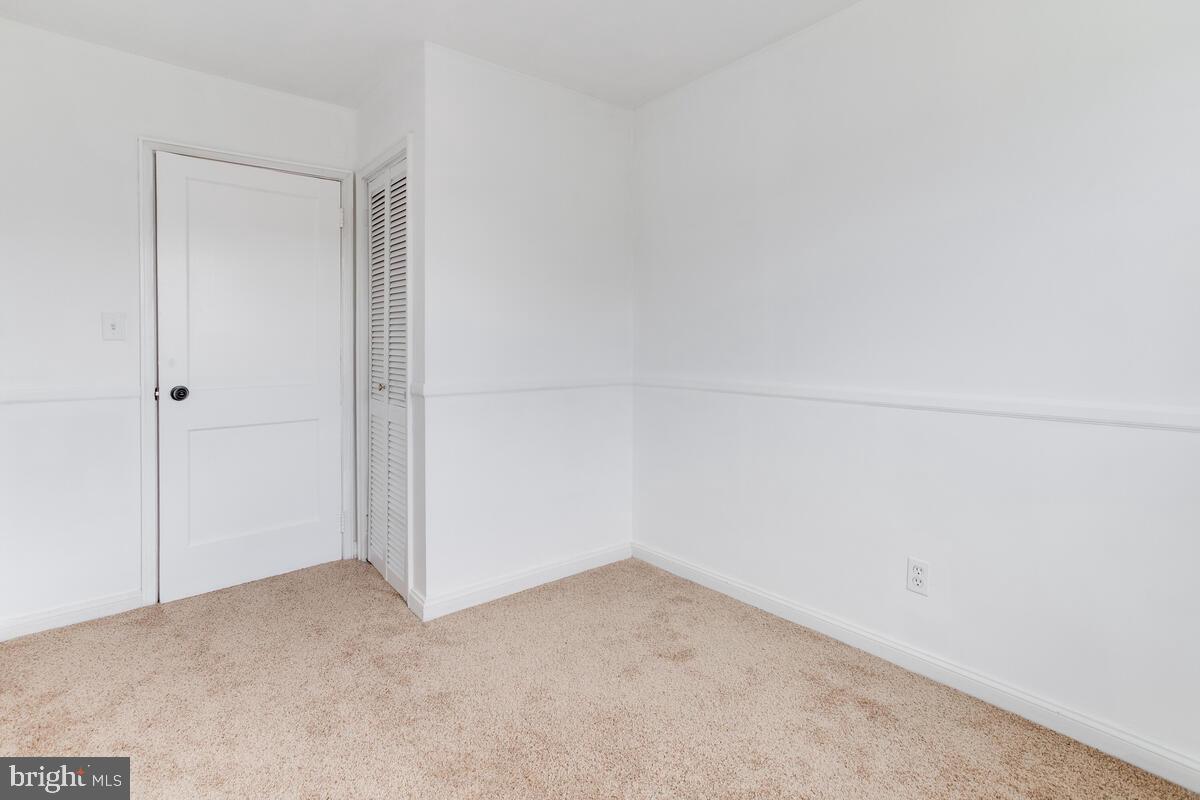 PERRING LOCH - Residential