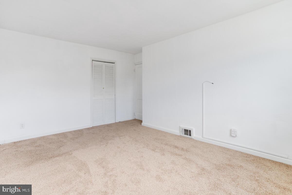 PERRING LOCH - Residential