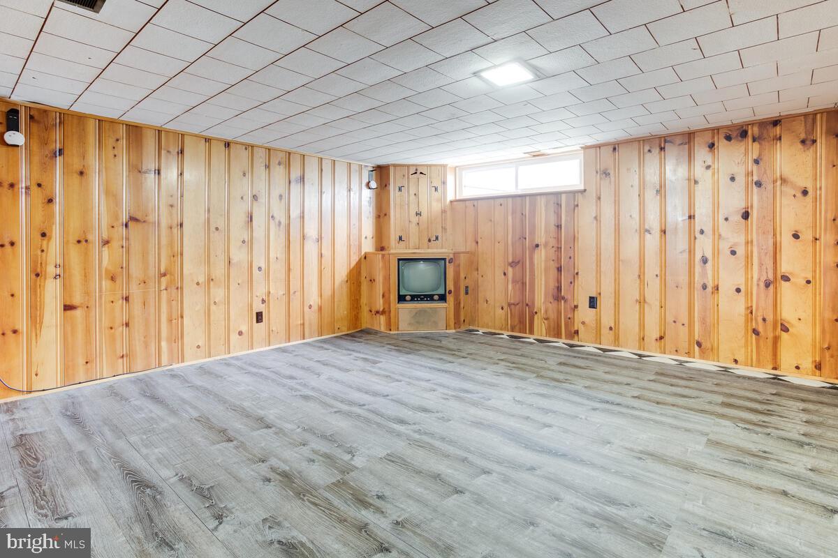 PERRING LOCH - Residential