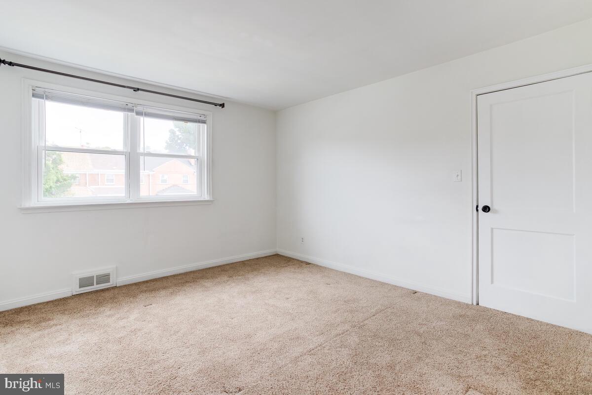 PERRING LOCH - Residential