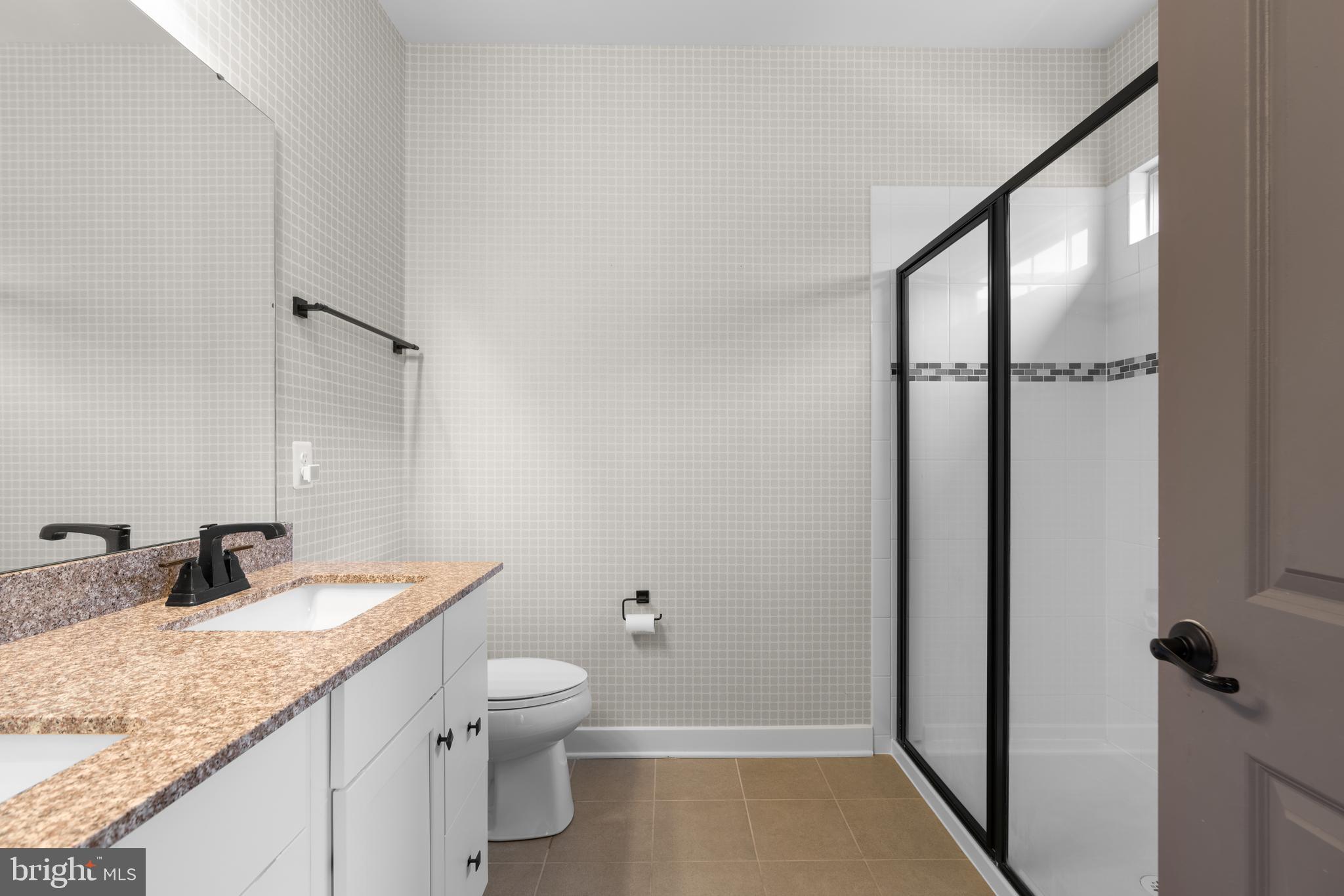 PONDVIEW - Residential Lease