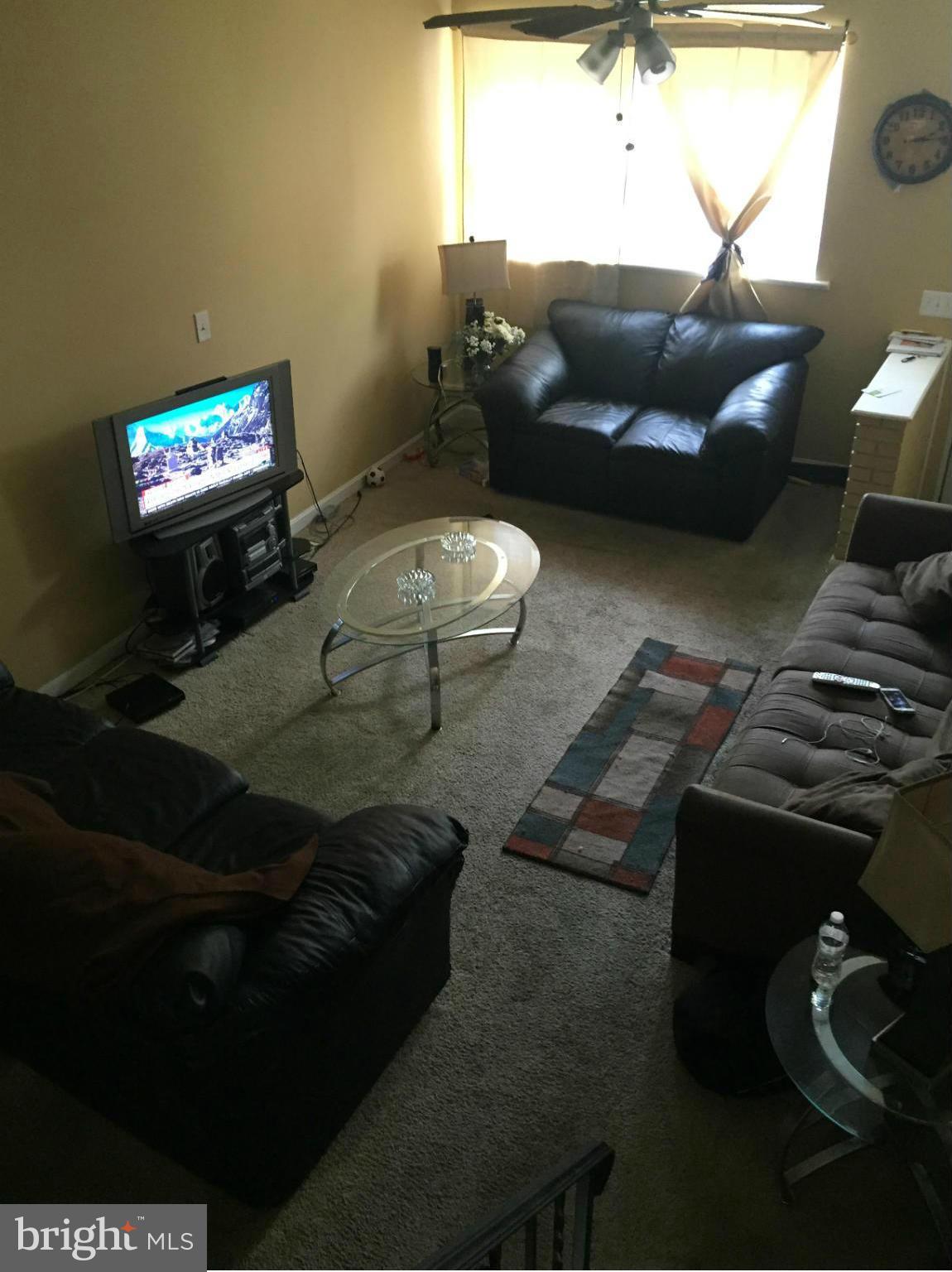 HIGHLANDTOWN - Residential