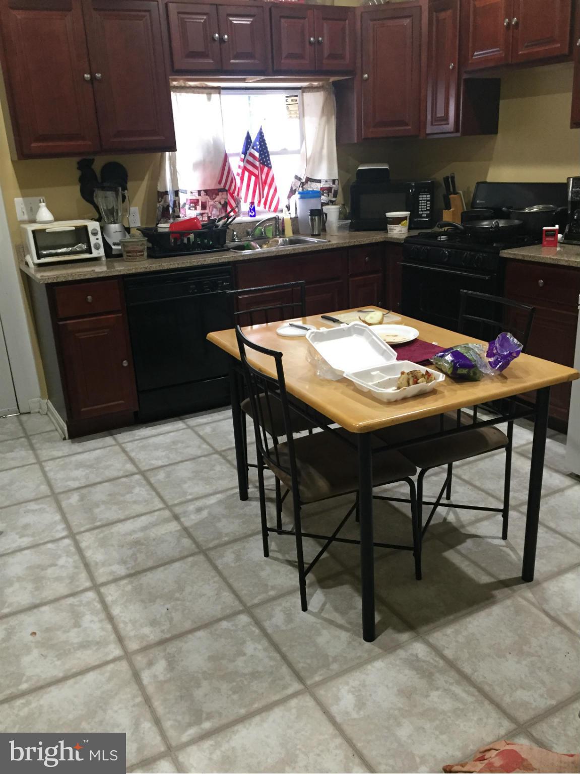 HIGHLANDTOWN - Residential