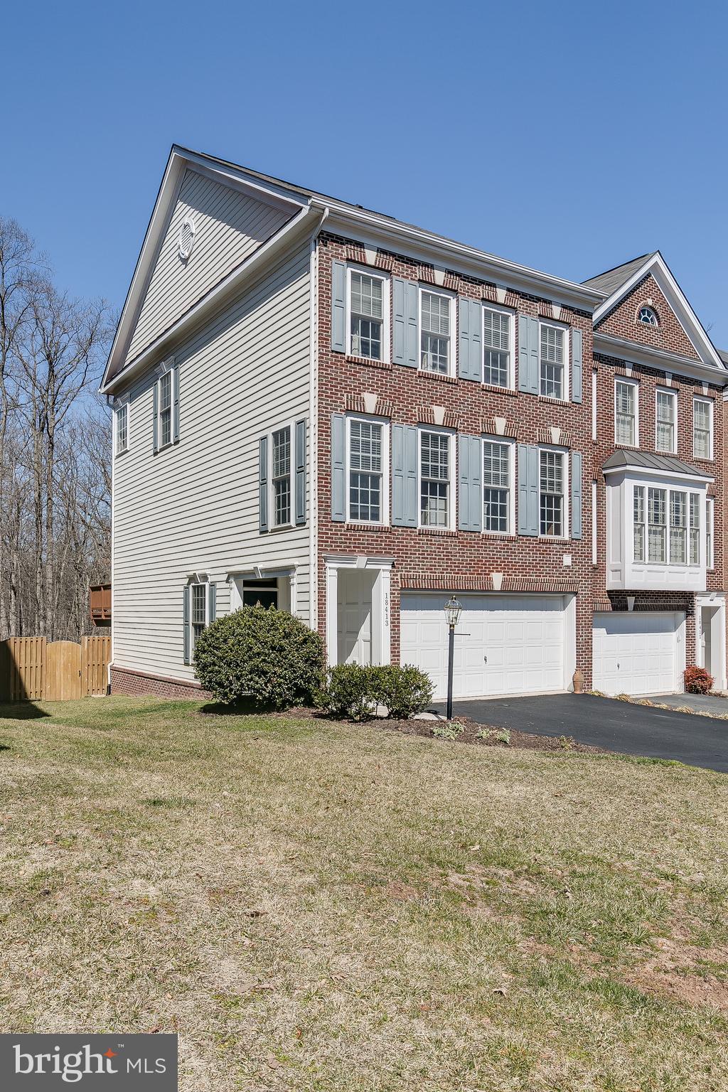 SPRING LAKES - Residential