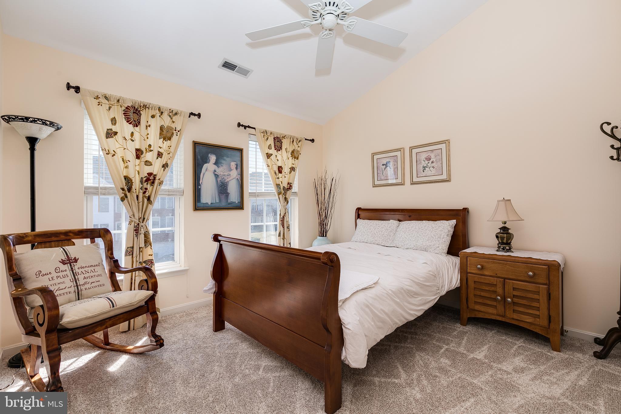 SPRING LAKES - Residential