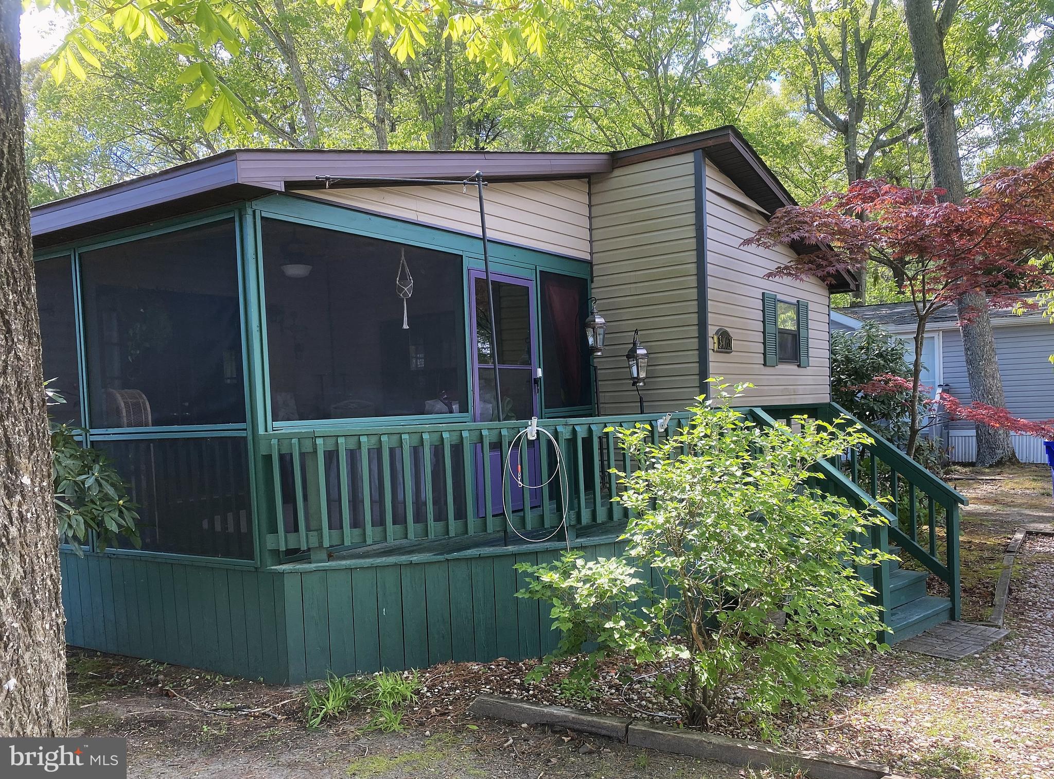 34063 VILLAGE WAY E-995