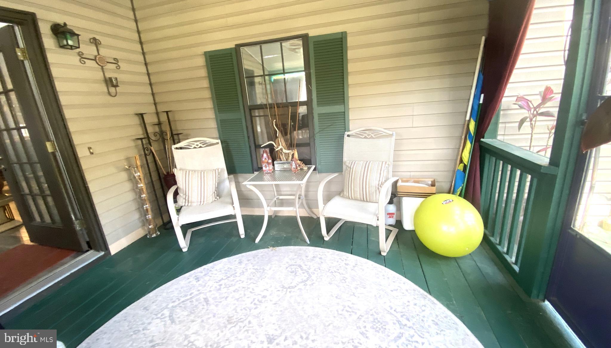 34063 VILLAGE WAY E-995