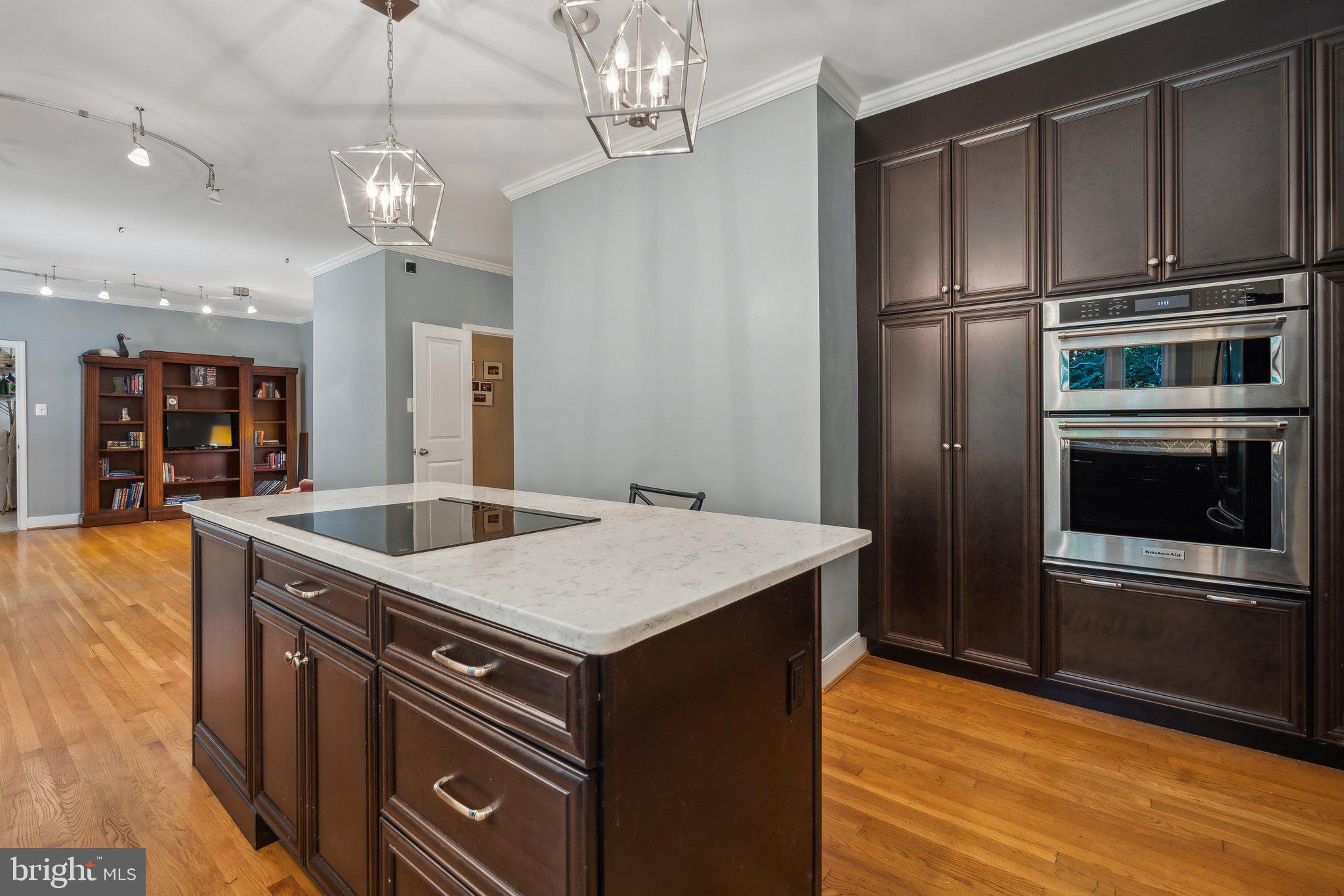 CHEVY CHASE - Residential