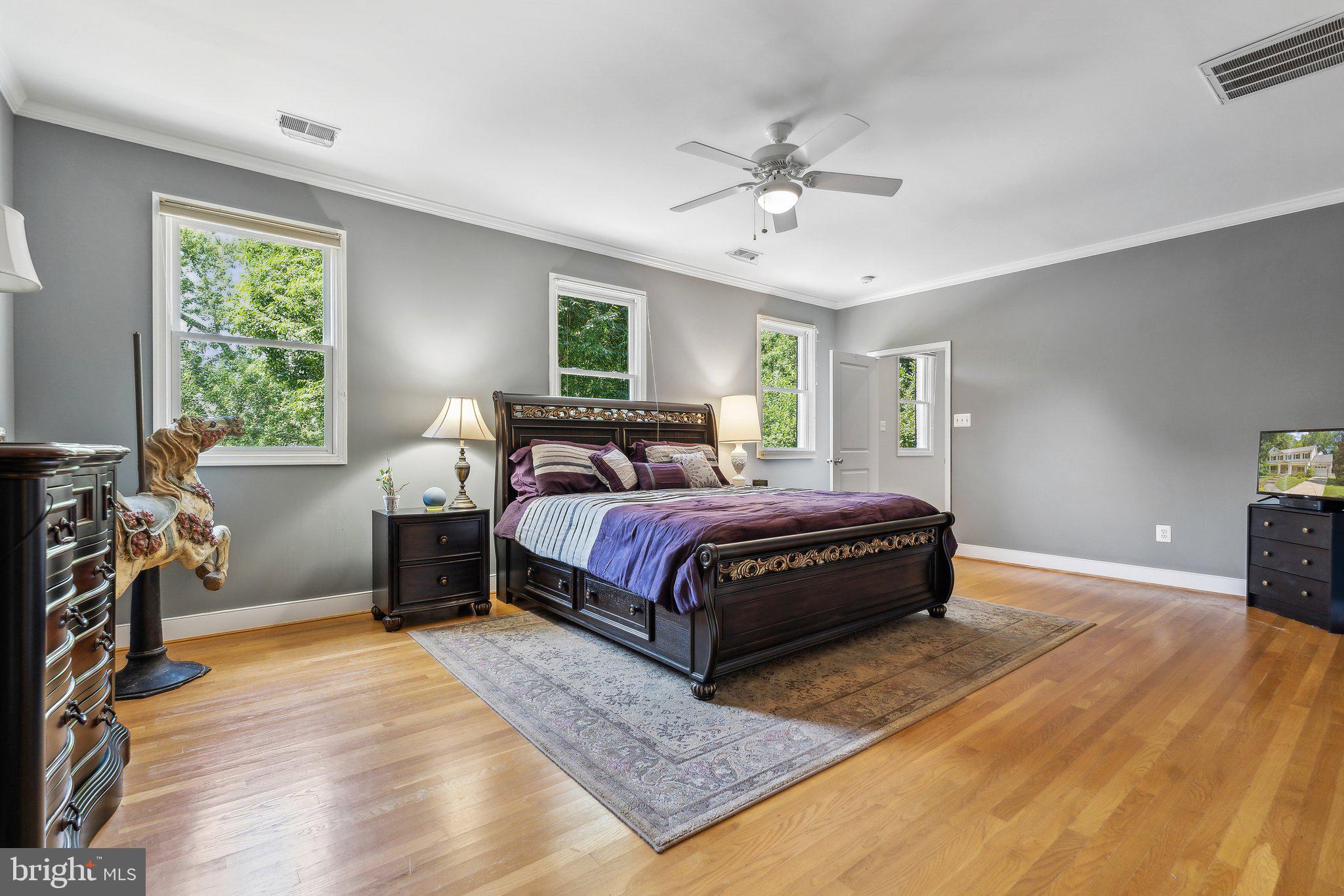 CHEVY CHASE - Residential