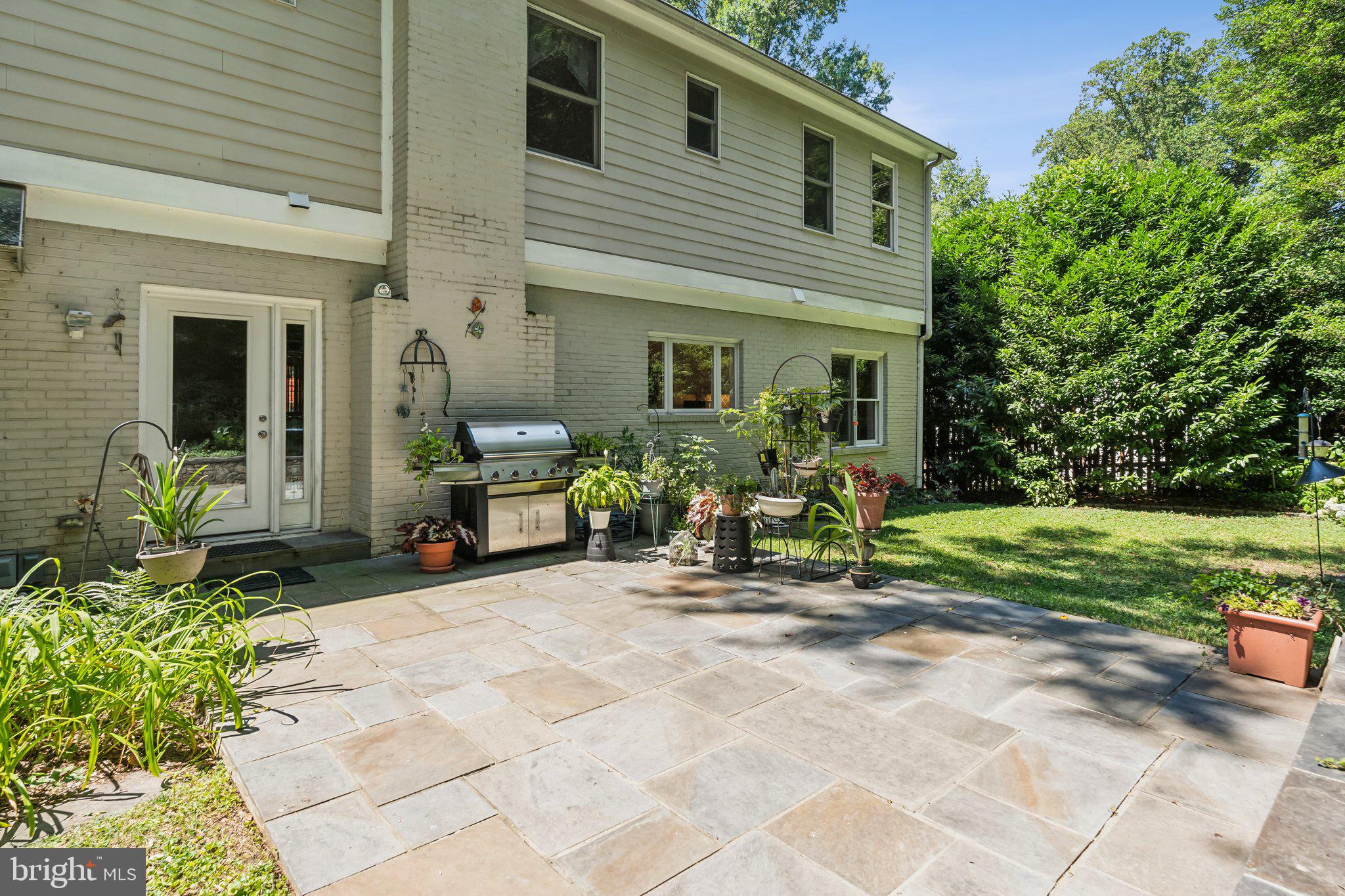 CHEVY CHASE - Residential