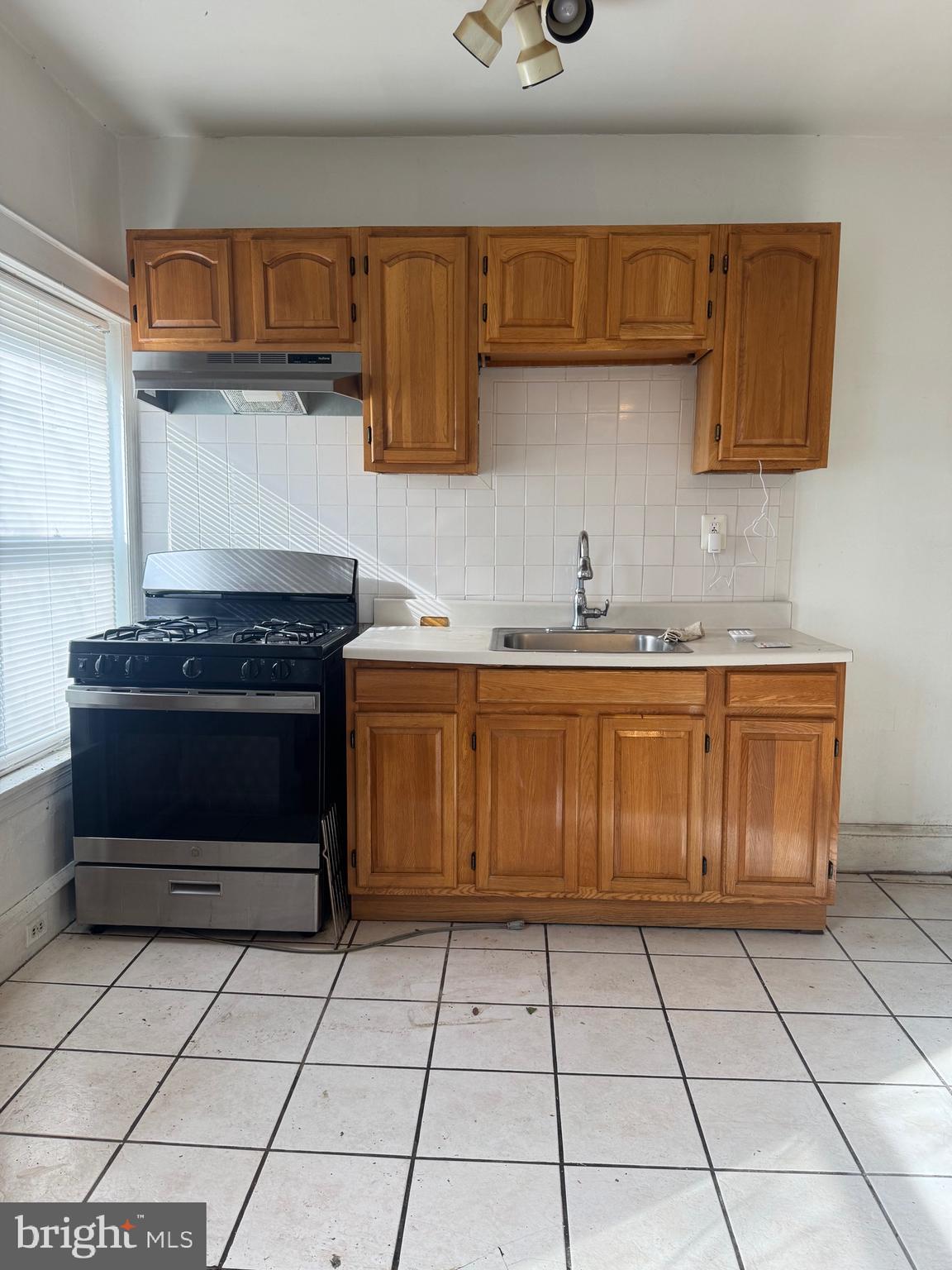 2400 SOUTH - Residential