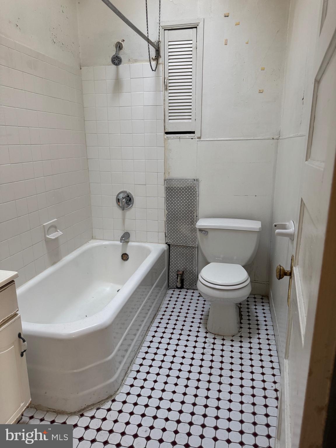 2400 SOUTH - Residential