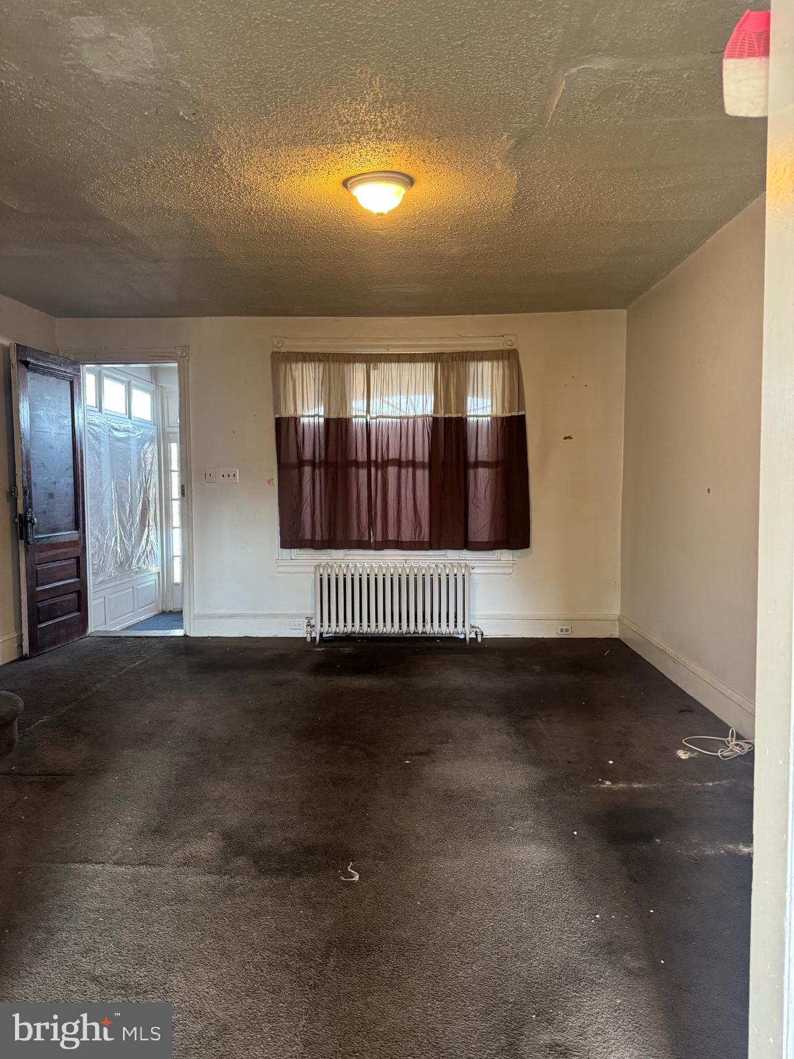 2400 SOUTH - Residential