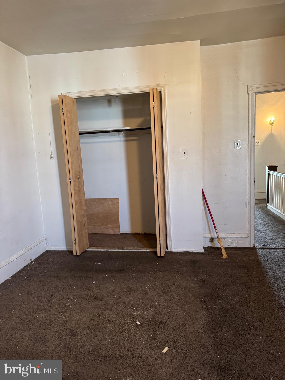 2400 SOUTH - Residential