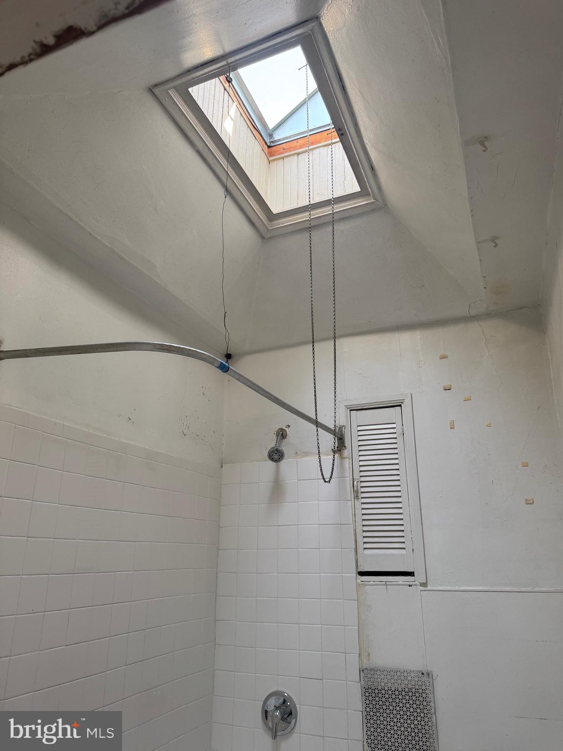 2400 SOUTH - Residential