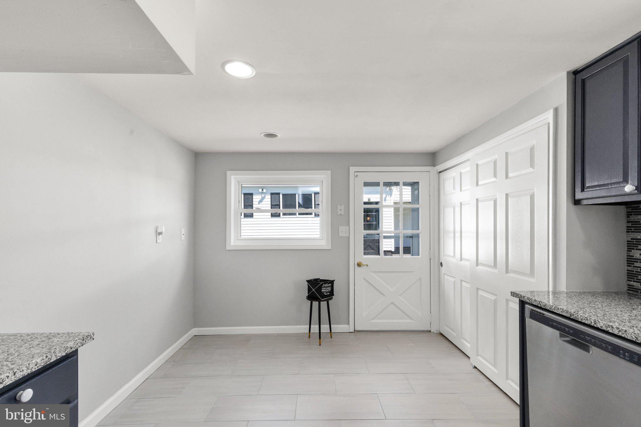 HYDE PARK - Residential