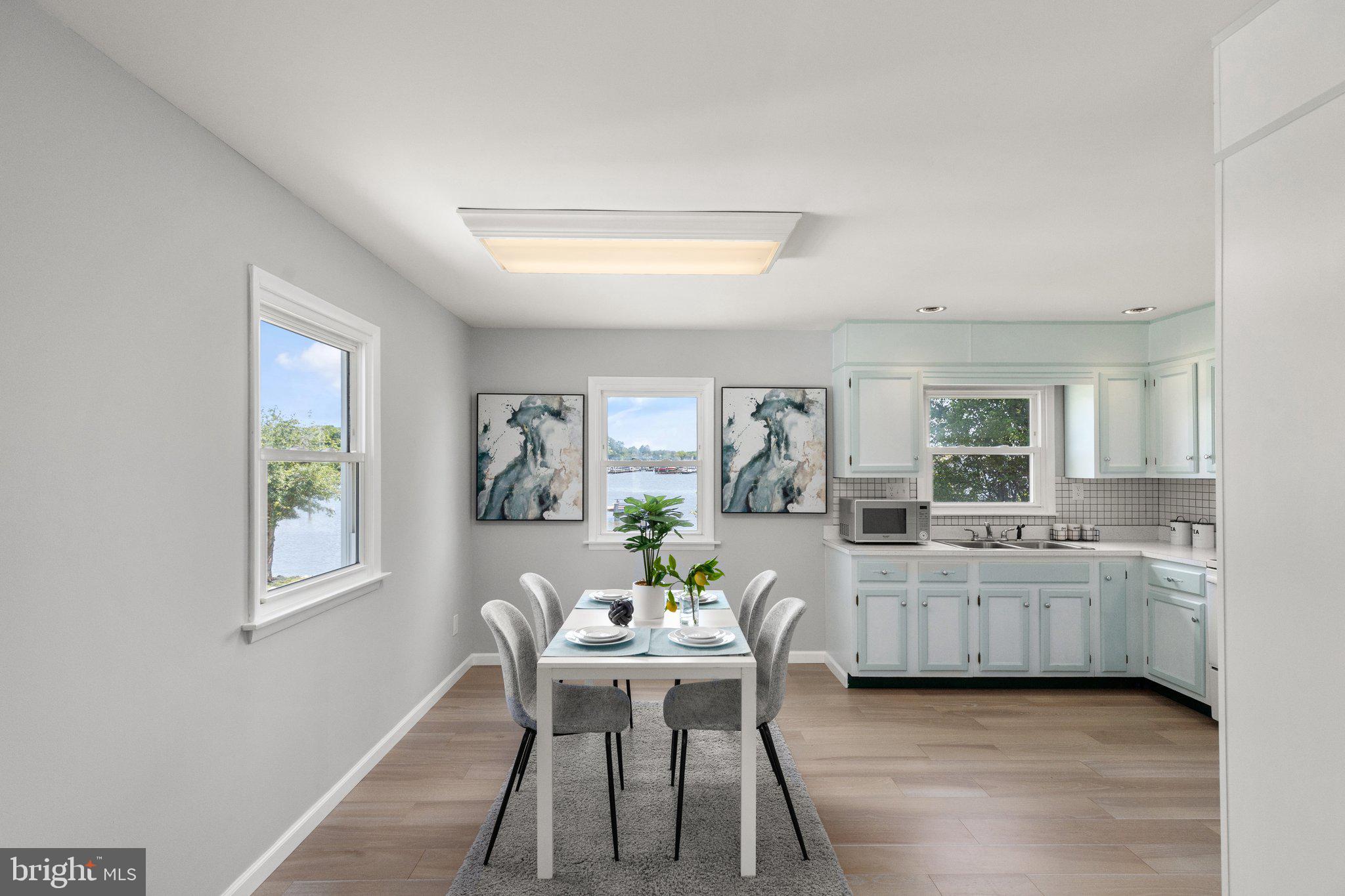 HYDE PARK - Residential