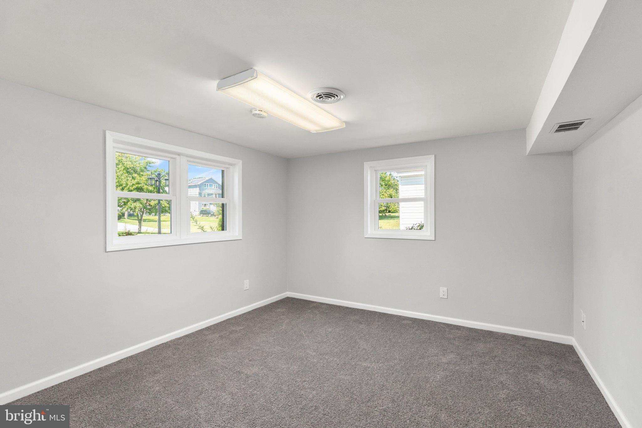 HYDE PARK - Residential