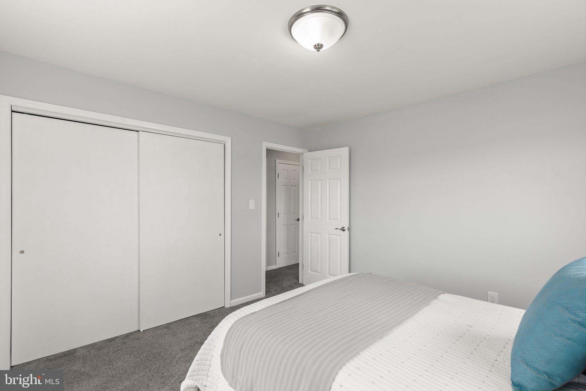 HYDE PARK - Residential