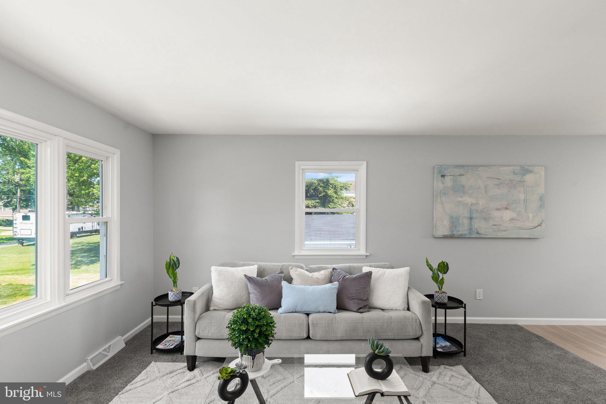 HYDE PARK - Residential