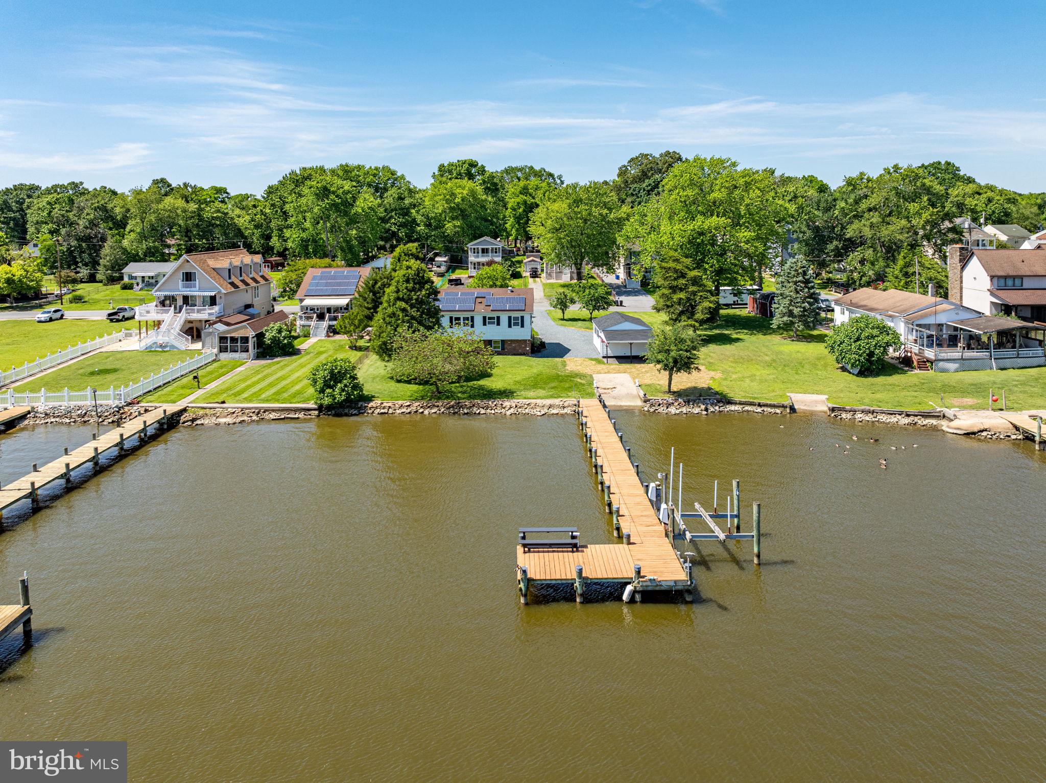 HYDE PARK - Residential