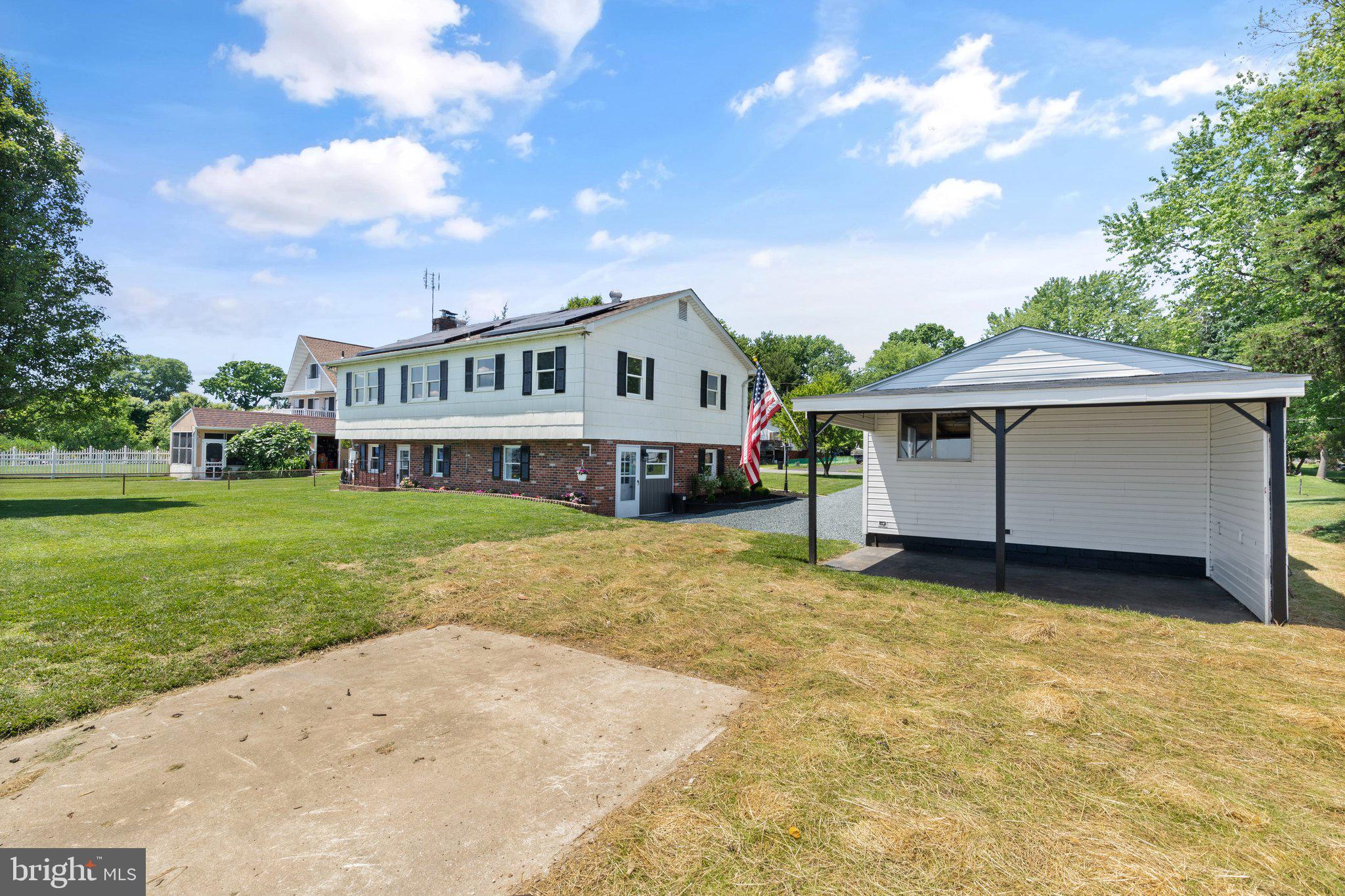 HYDE PARK - Residential