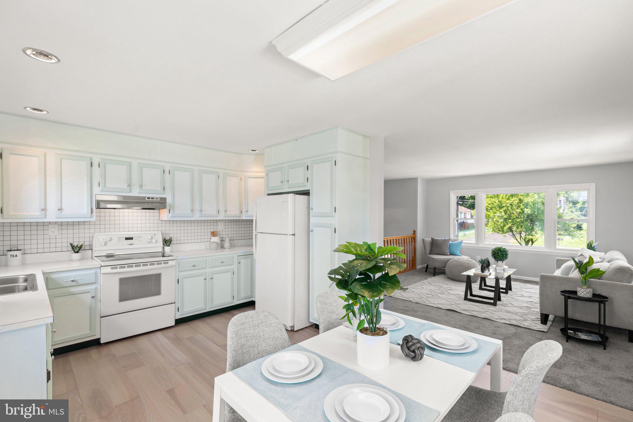 HYDE PARK - Residential