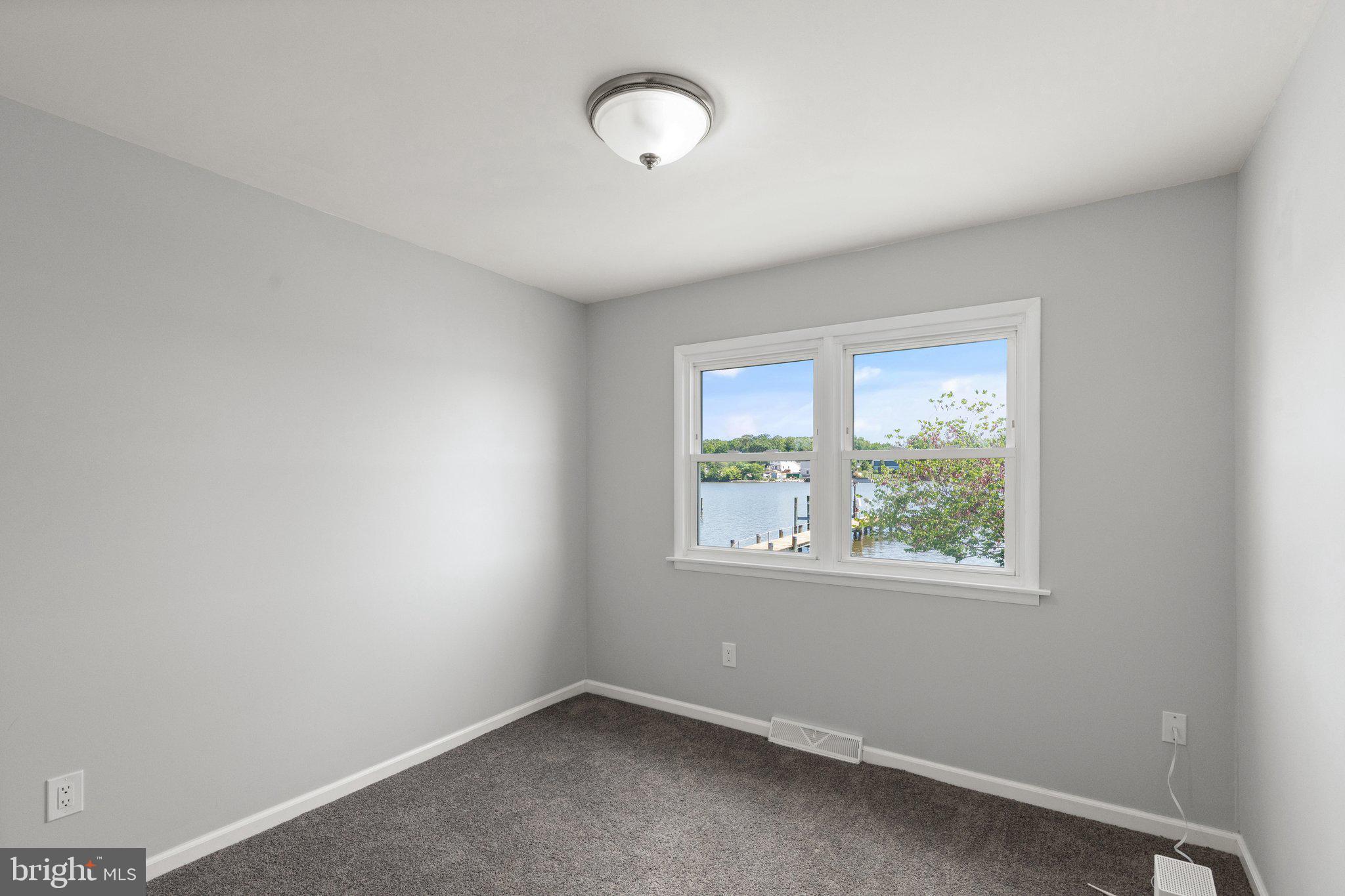 HYDE PARK - Residential